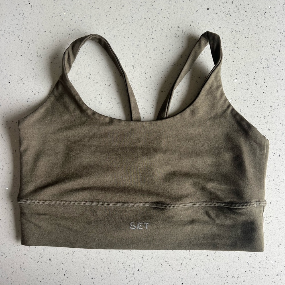 SET Active Green Sports Bra Minimalist Design